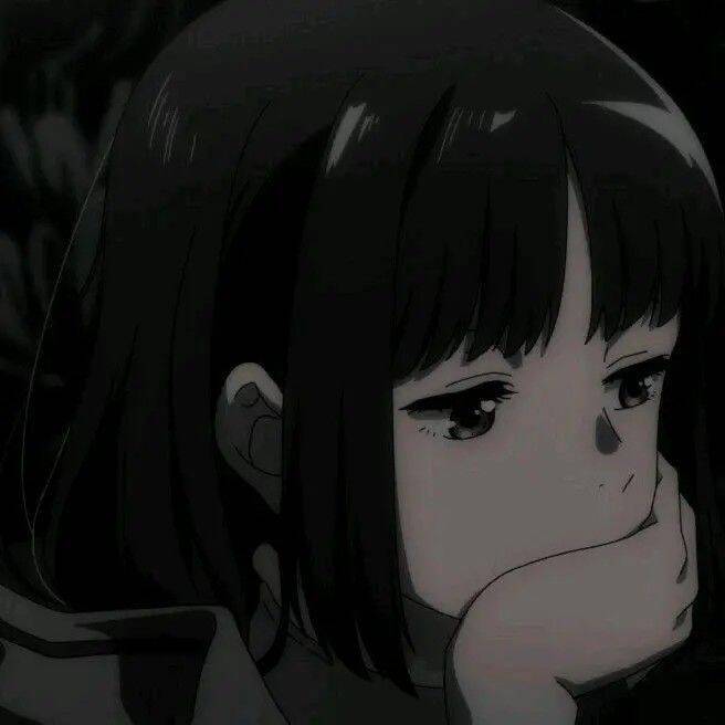 Foto de perfil triste de niña pensativa en blanco y negro