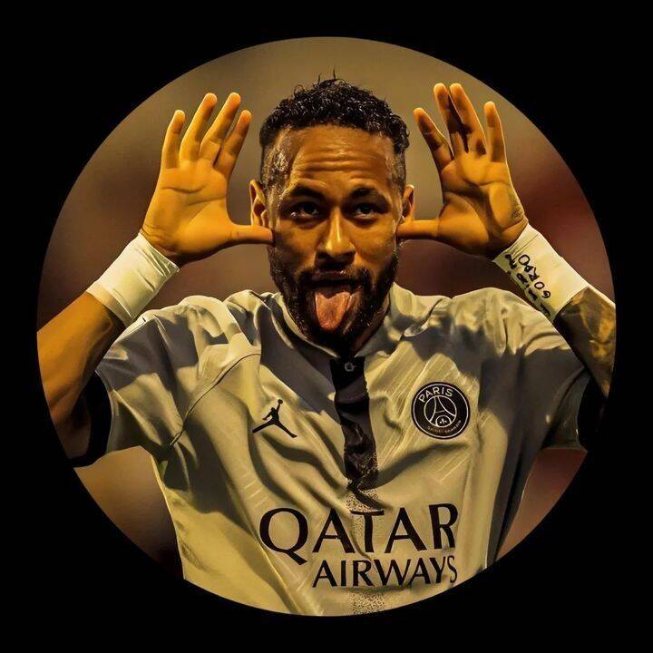 Foto de Neymar para perfil haciendo mueca