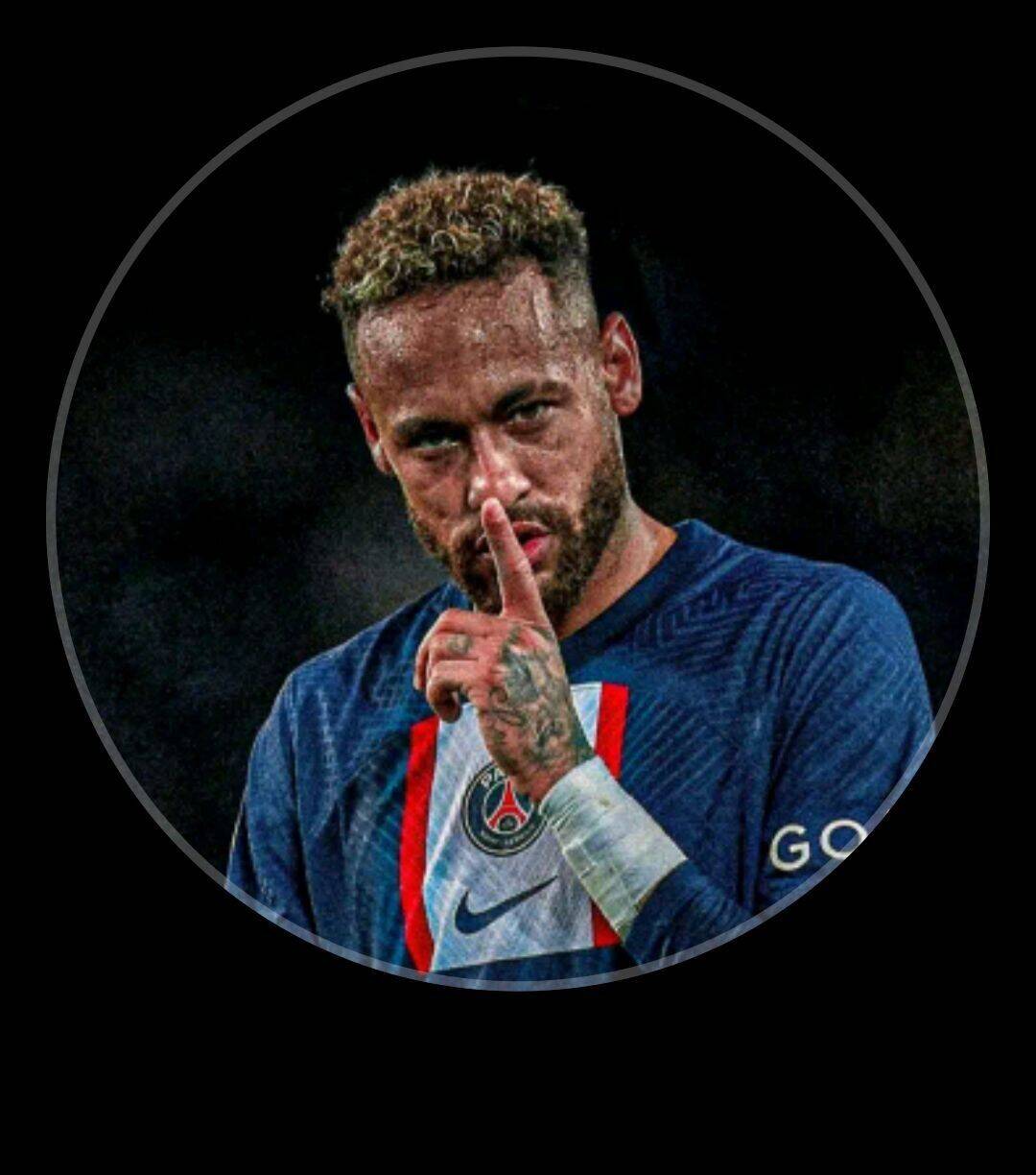 Foto de Neymar para Perfil Haciendo Signo de Silencio