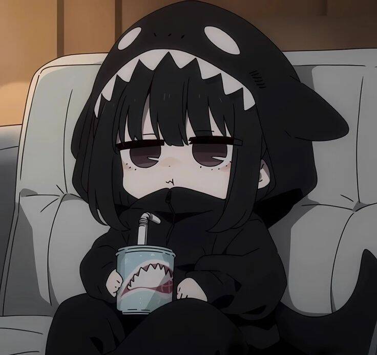 Foto de perfil de anime Chica con sudadera con capucha de tiburón