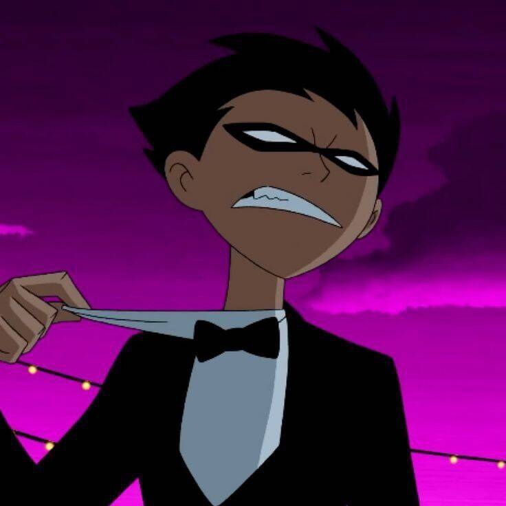 Imagen de perfil del héroe animado con traje de Discord