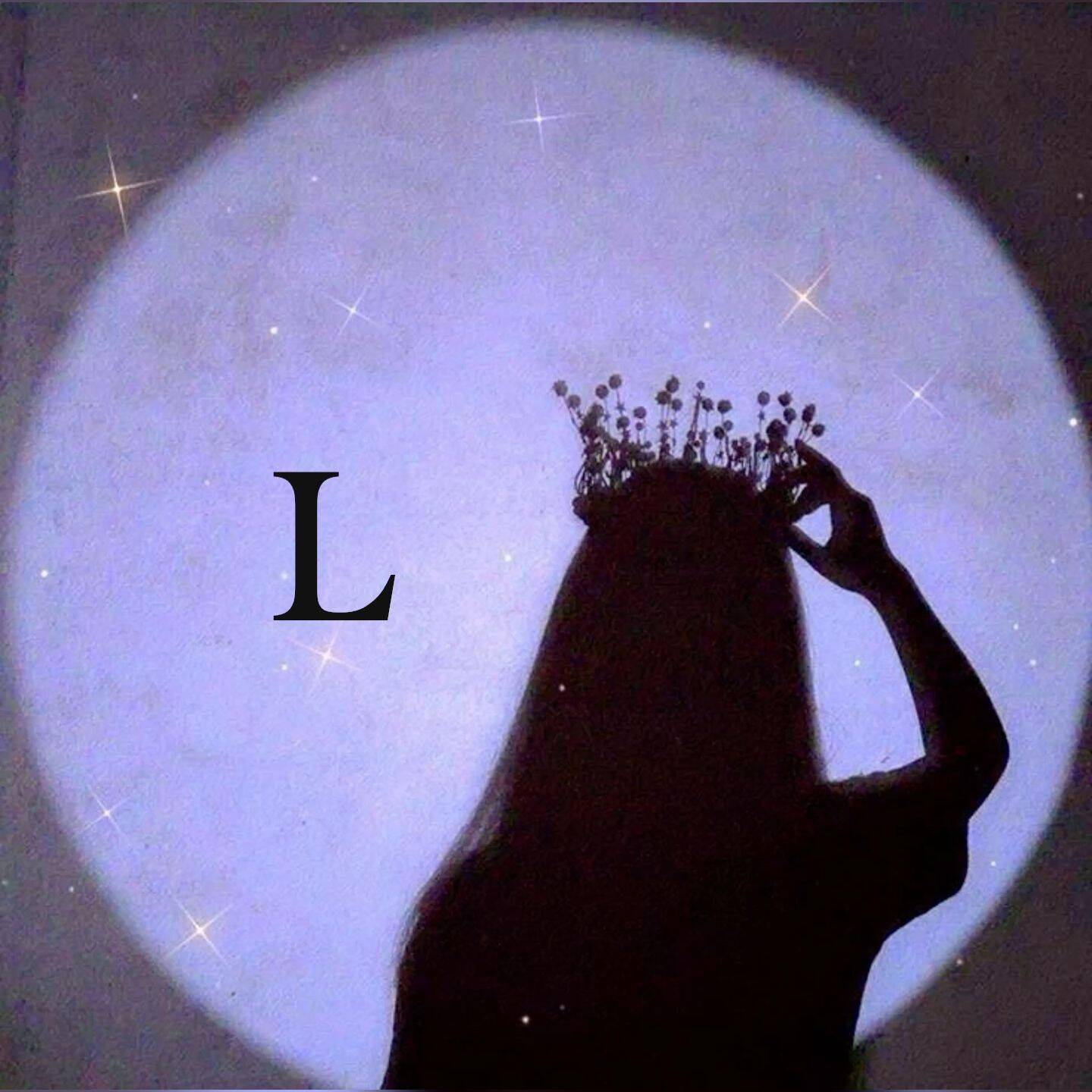 Foto de Perfil para Instagram Feminino com Silhueta e Coroa