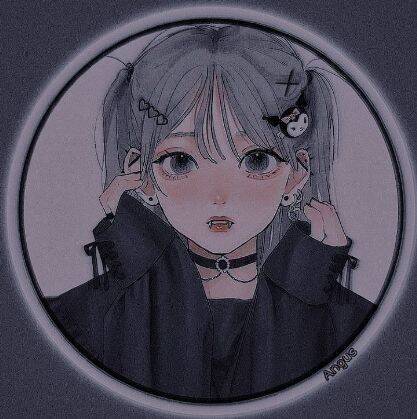 Foto de Perfil Feminino de Garota Anime com Cabelo Cinza