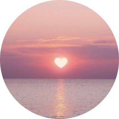 Romantic WhatsApp Pfp Profile Image with Heart at Sunset