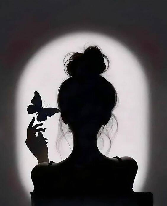Foto de Perfil Aesthetic Silhueta com Borboleta