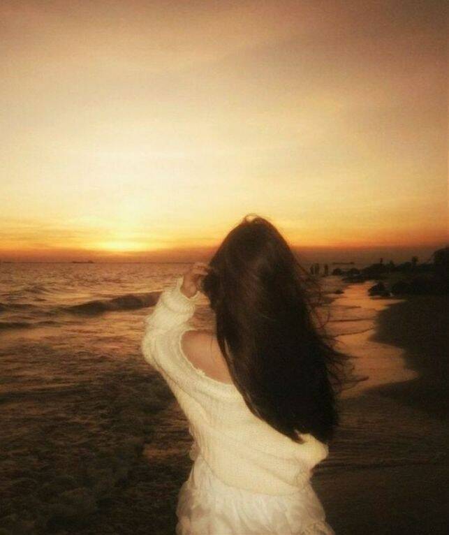 Foto de Perfil Aesthetic do Pôr do Sol na Praia