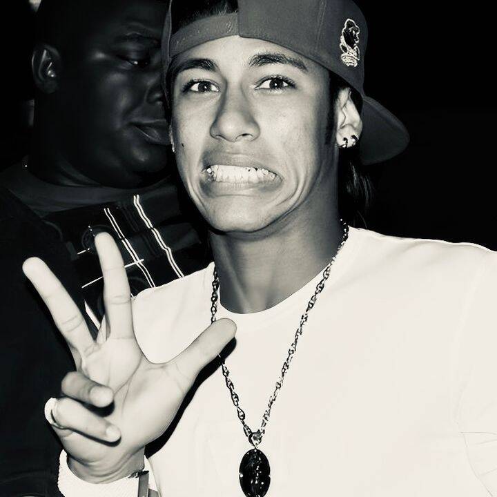 Pfp Profile Picture for TikTok of Neymar with Fun Smile