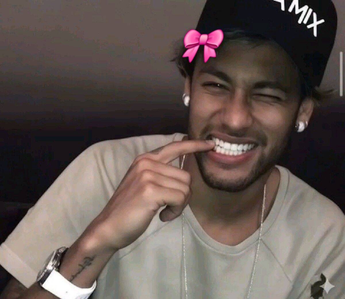 Pfp Profile Picture for TikTok of Man with Cap and Pink Bow