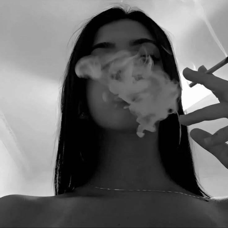 Pfp Profile Picture for TikTok Black and White Smoking Style