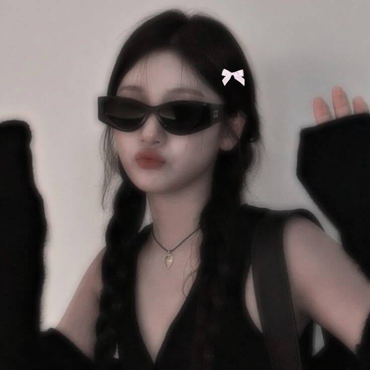 TikTok Pfp Profile Picture Cool Style with Sunglasses