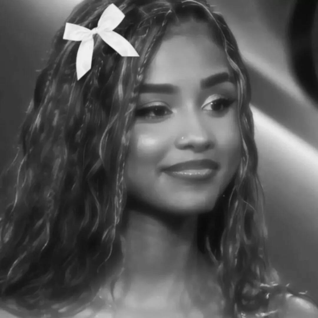 Pfp Profile Picture for TikTok Black and White with Bow
