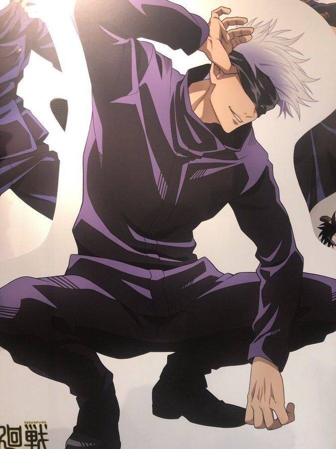 Pfp Profile Picture of Satoru Gojo in Crorching Pose