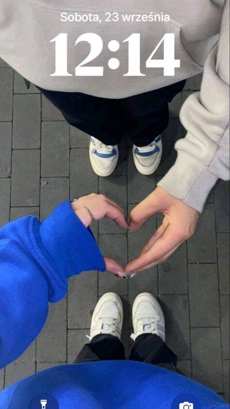 Pfp Profile Picture for Couple Matching Hands Forming Heart