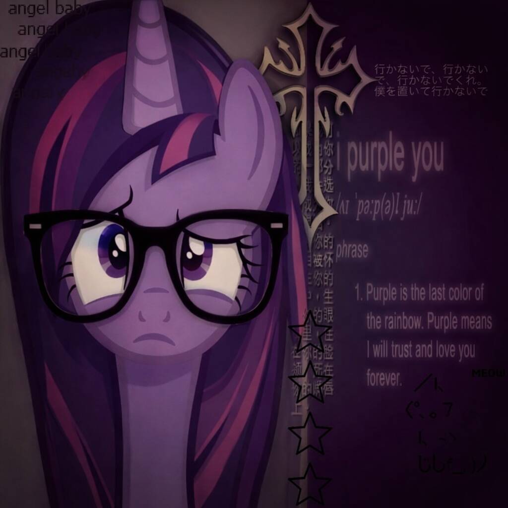 Foto de perfil morado de unicornio nerd