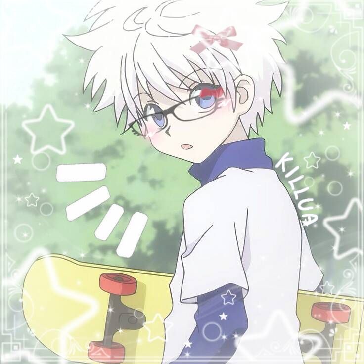 Pfp Profile Picture of Killua with Skateboard and White Hair