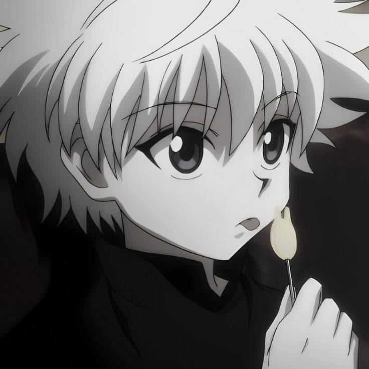 Killua's Pfp Profile Picture with Curious Expression