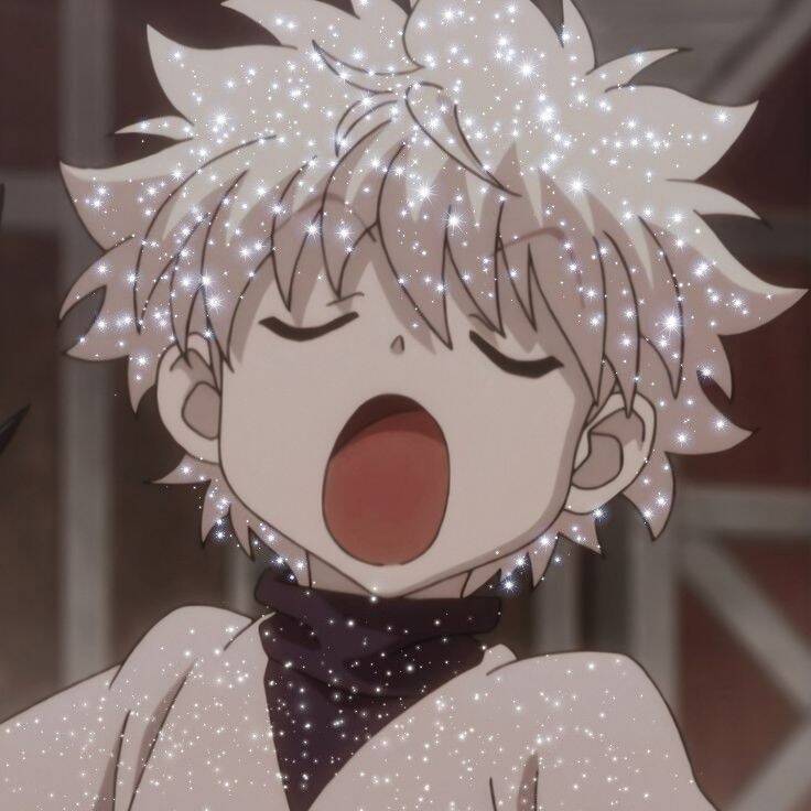 Pfp Profile Picture of Killua with Bright White Hair