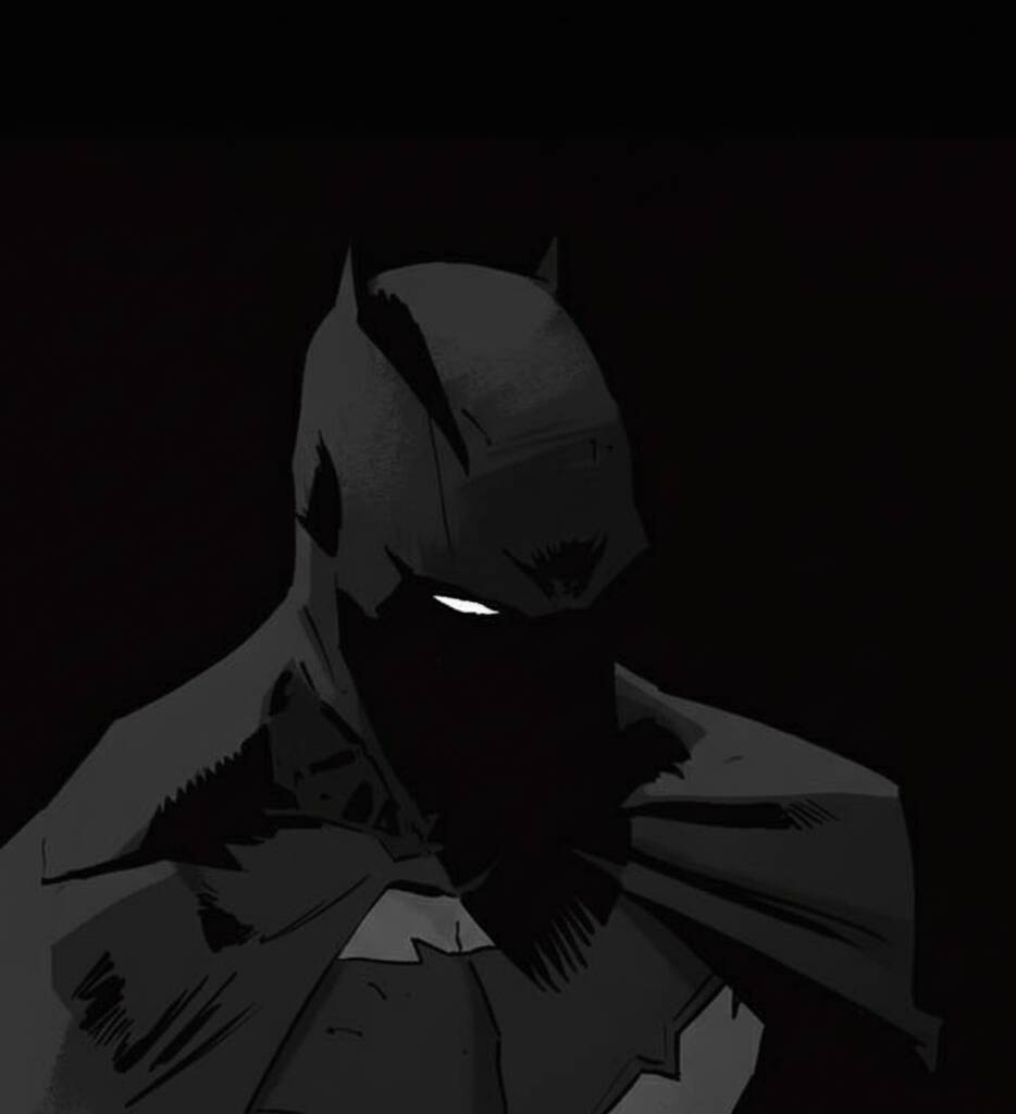 Foto de perfil de Batman en silueta oscura
