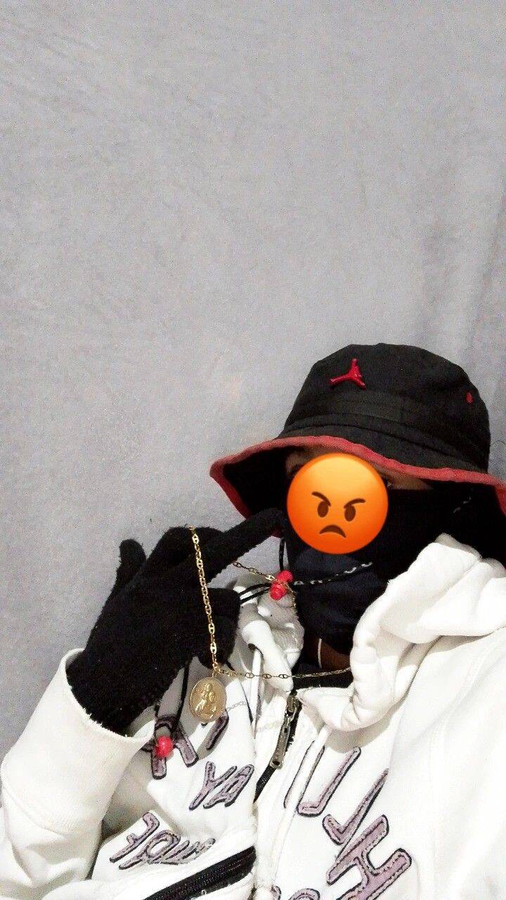 Pfp Profile Picture Cool with Cap and Chain