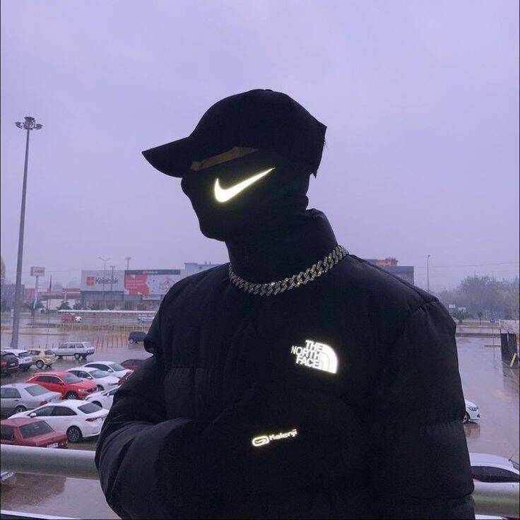 Pfp Profile Picture Cool with Urban Style and Black Sweatshirt