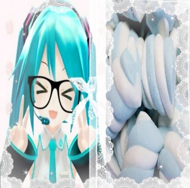 Foto de Perfil da Hatsune Miku com Óculos e Cabelo Azul
