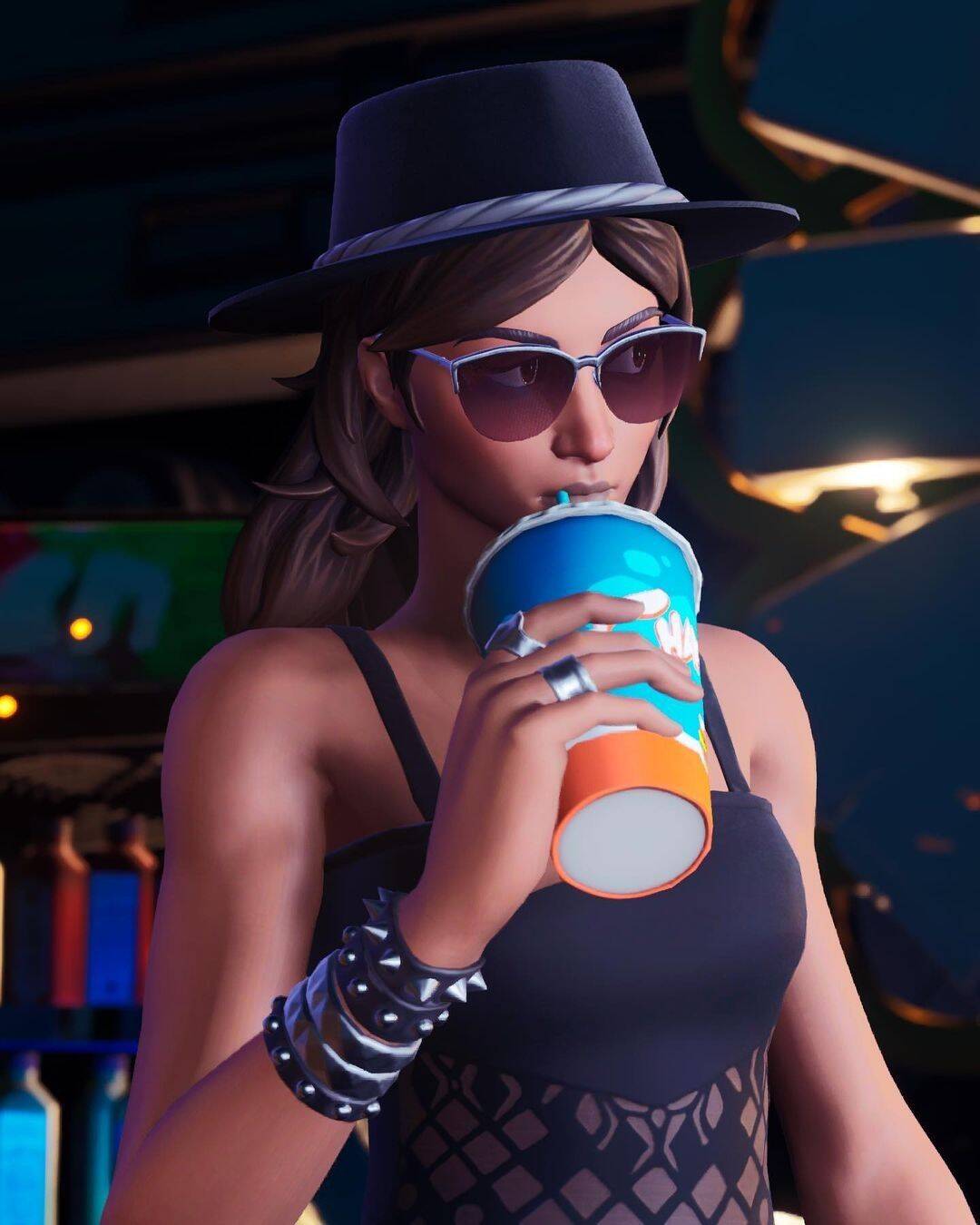 Foto de Perfil de Fortnite Garota Estilosa com Copo