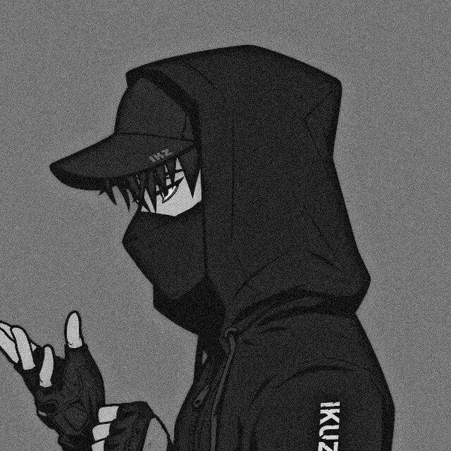 Foto de perfil de chico anime con capucha y máscara
