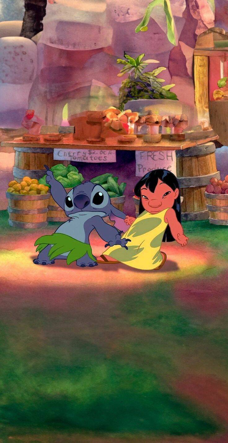 Fondo de Pantalla de Stitch y Lilo Bailando en la Playa para Celular/iPhone 4K