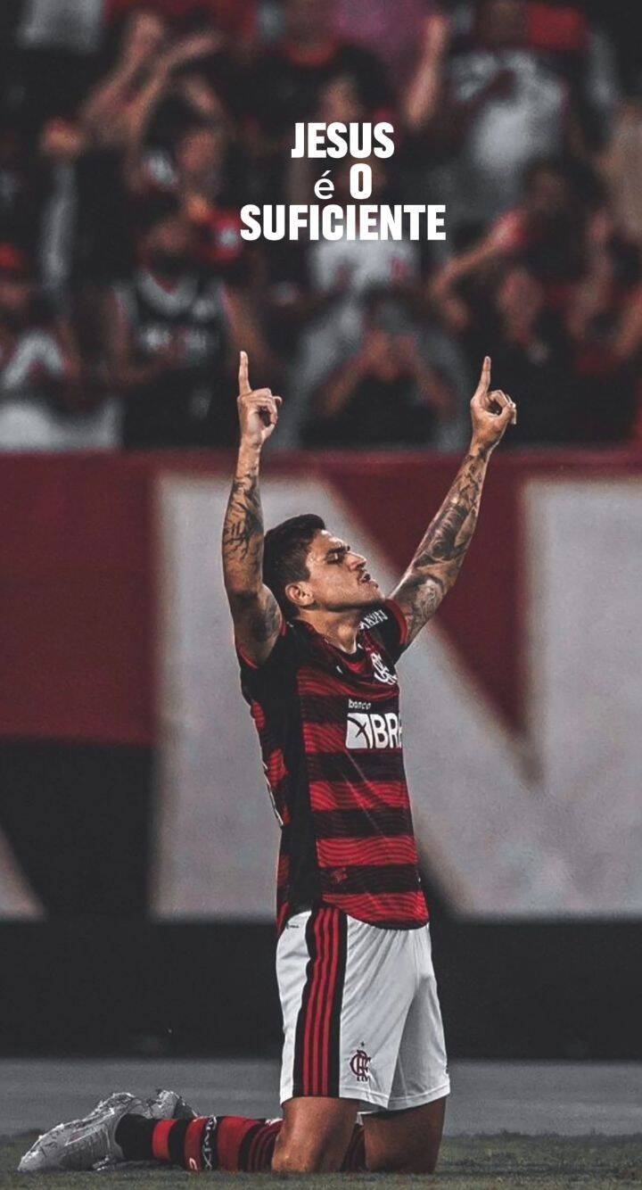 Papel de Parede do Flamengo com Jogador em Ação para Celular/iPhone 4K