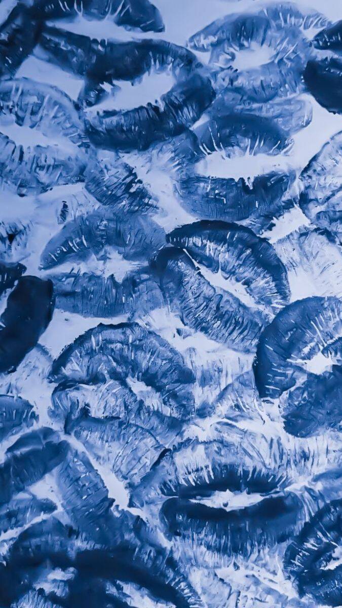 Papel de Parede Azul com Beijos para Celular/iPhone 4K