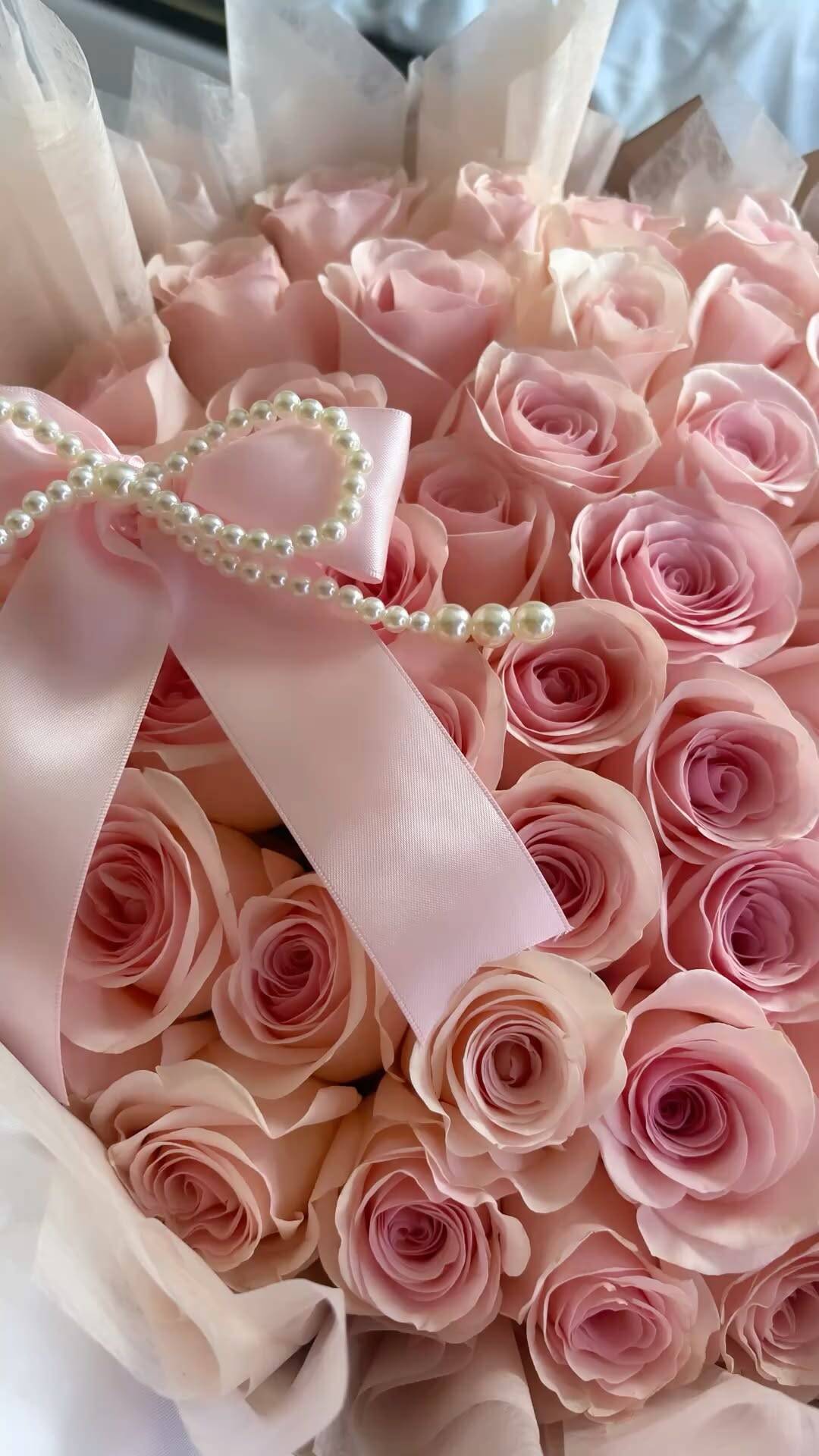 Pink Wallpaper with Roses for Cell Phone/iPhone