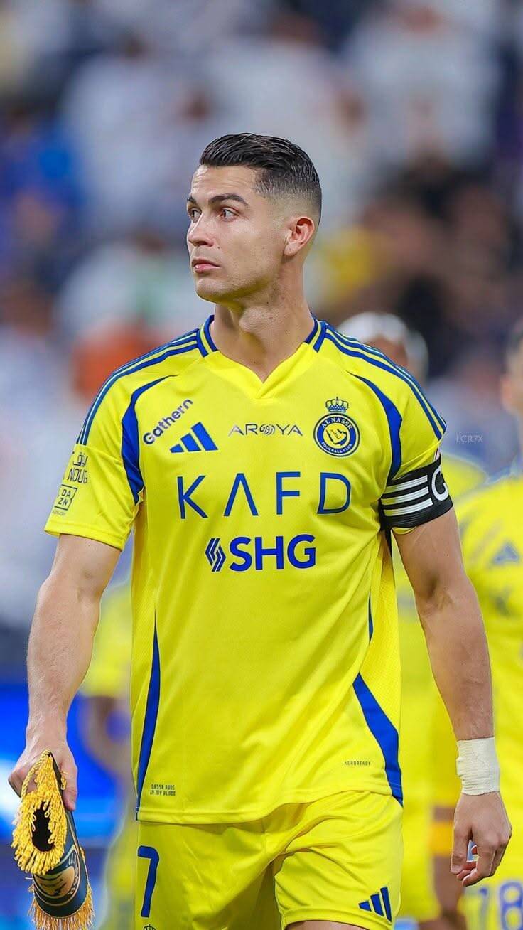 Papel de Parede do Cristiano Ronaldo no Al Nassr CR7 para Celular/iPhone 4K