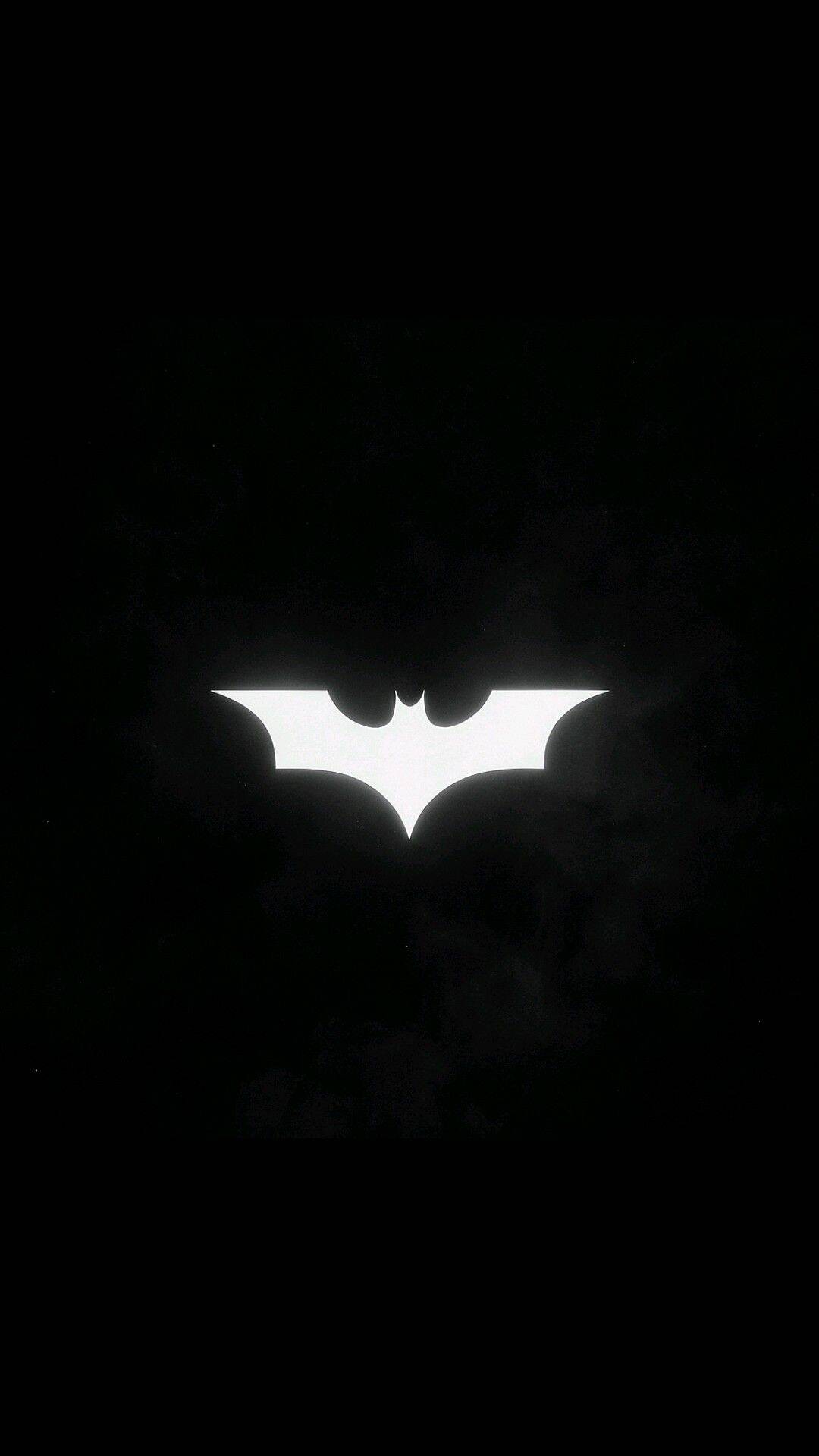 Batman Wallpaper with the Bat Signal for Cell Phone/iPhone 4K