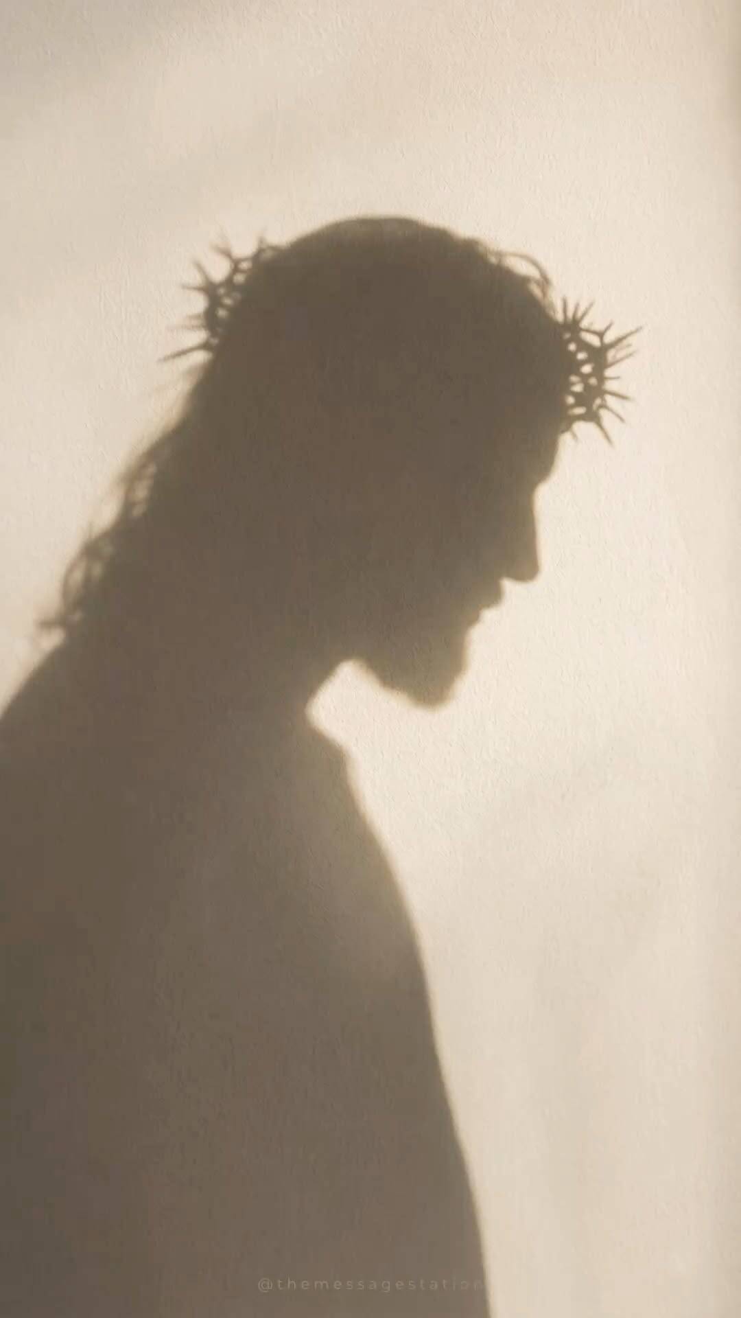 Papel de Parede Cristão com Silhueta de Jesus e Coroa de Espinhos para Celular/iPhone 4K