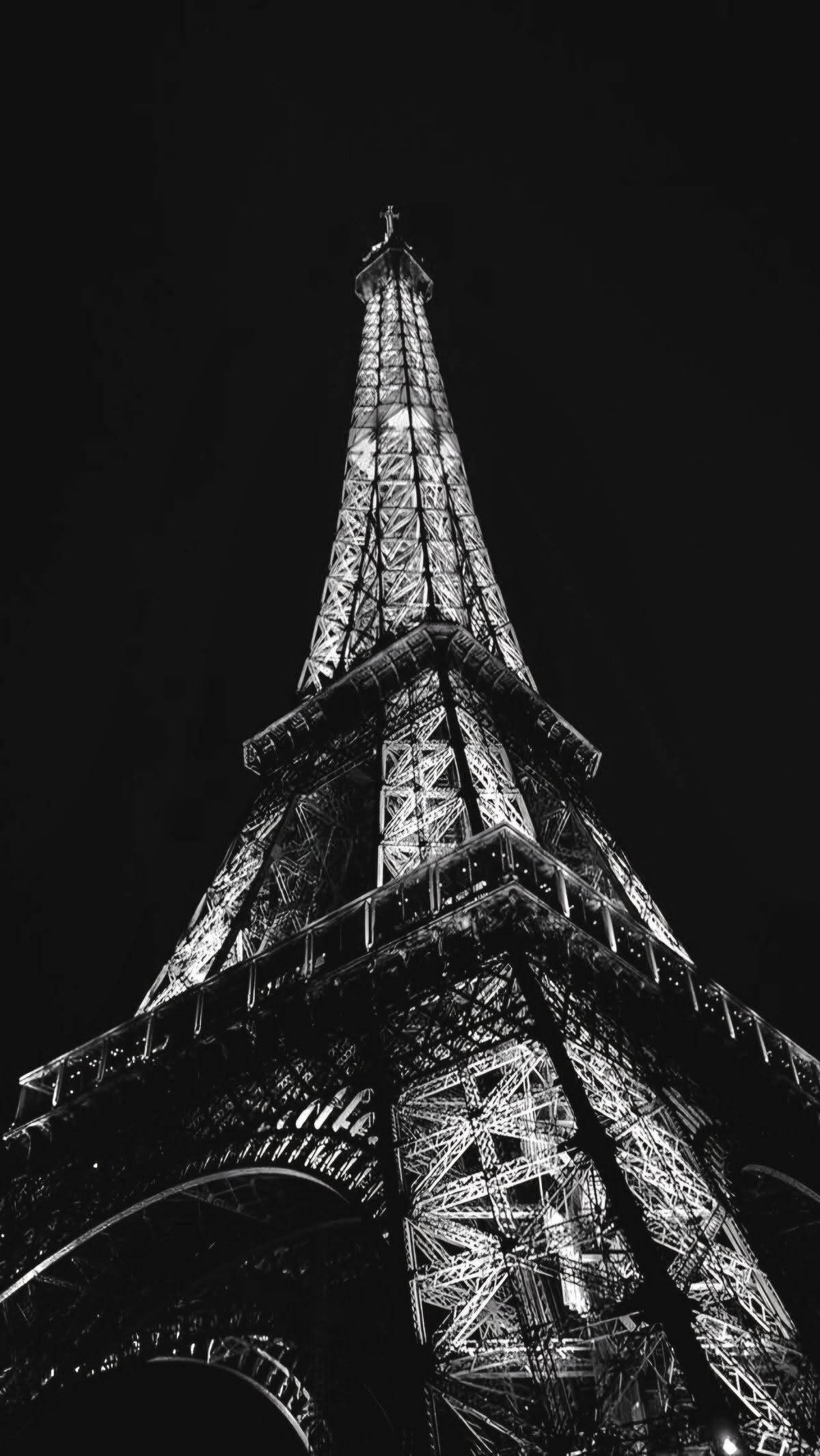 Fondo de Pantalla de Torre Eiffel en Blanco y Negro para Móvil/iPhone 4K