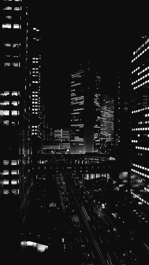 Fondo de Pantalla de Ciudad Nocturna en Blanco y Negro para Móvil/iPhone 4K