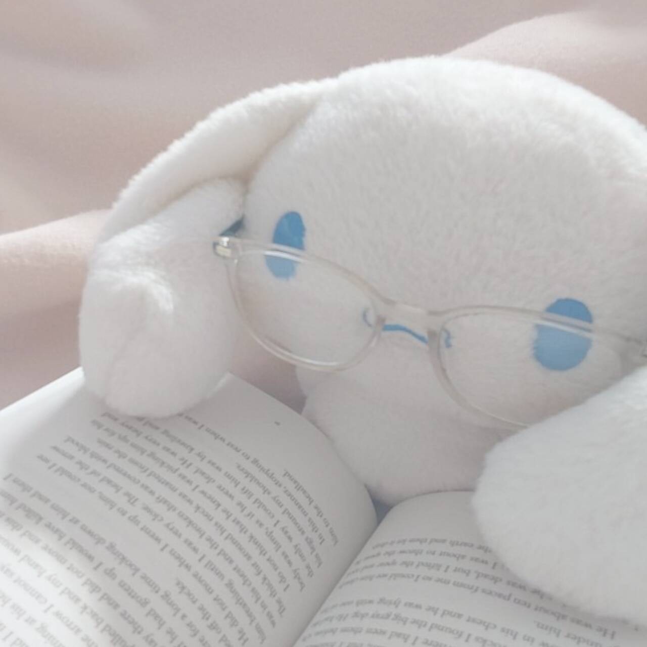 Papel de Parede Cinnamoroll com Óculos para Celular/iPhone