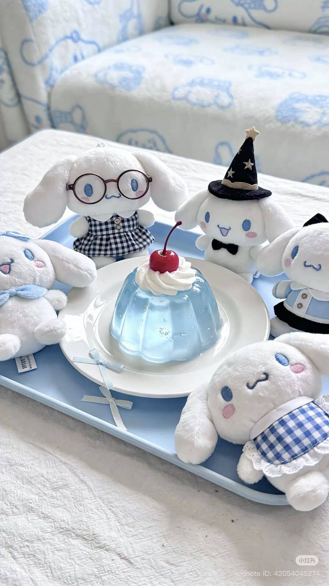 Papel de Parede Cinnamoroll com Gelatina Azul para Celular