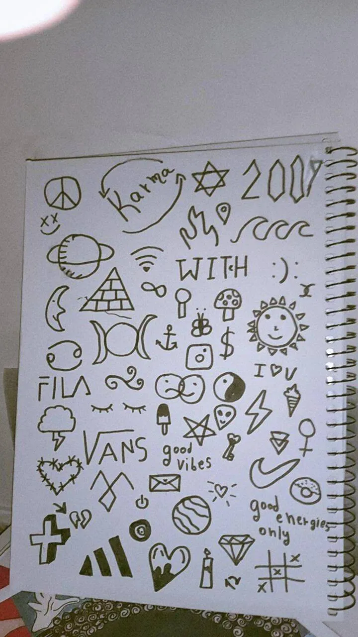 Drawing to Draw in the Notebook of Fun Symbols and Emojis