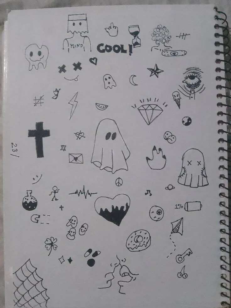 Desenho para Desenhar no Caderno de Fantasmas e Símbolos Divertidos