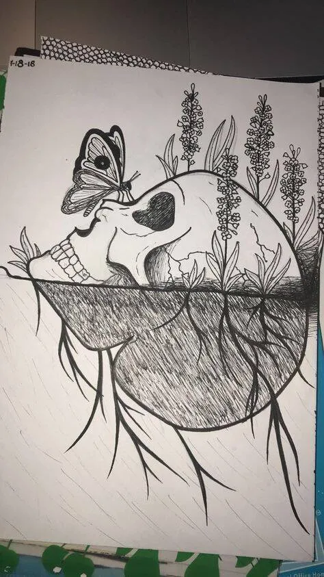 Desenho para Desenhar de Caveira com Borboleta e Plantas